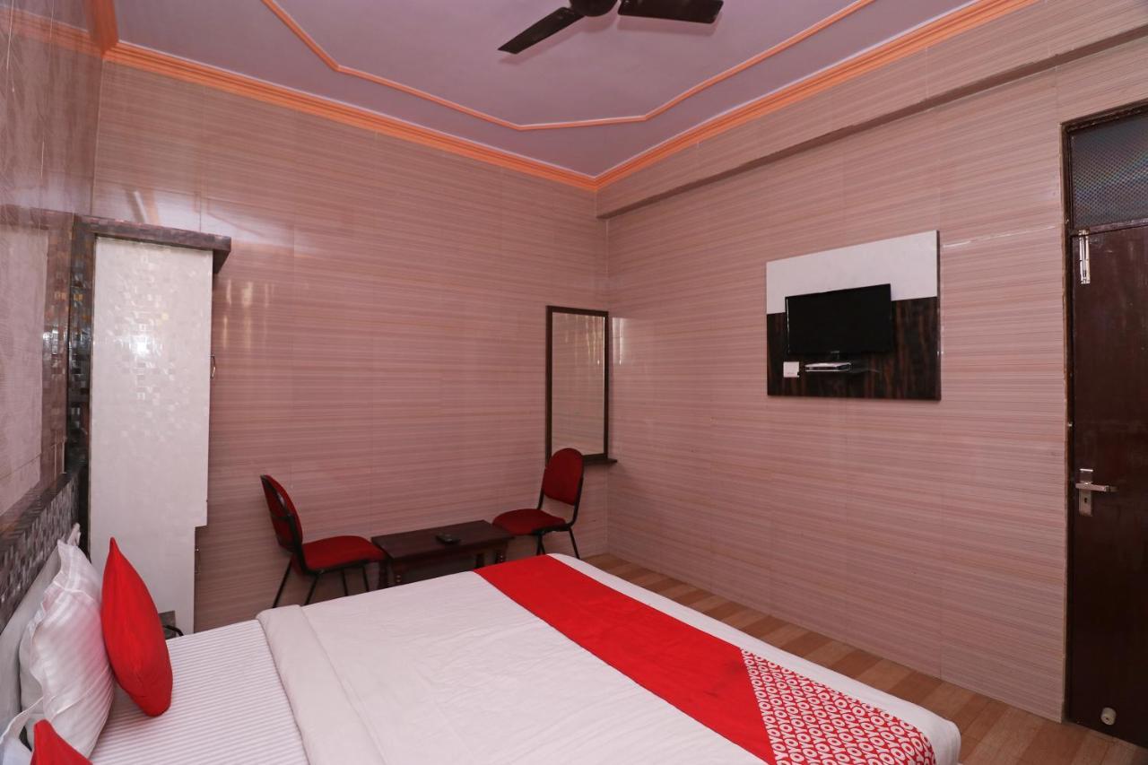 Hotel P R Palace Lucknow Eksteriør billede